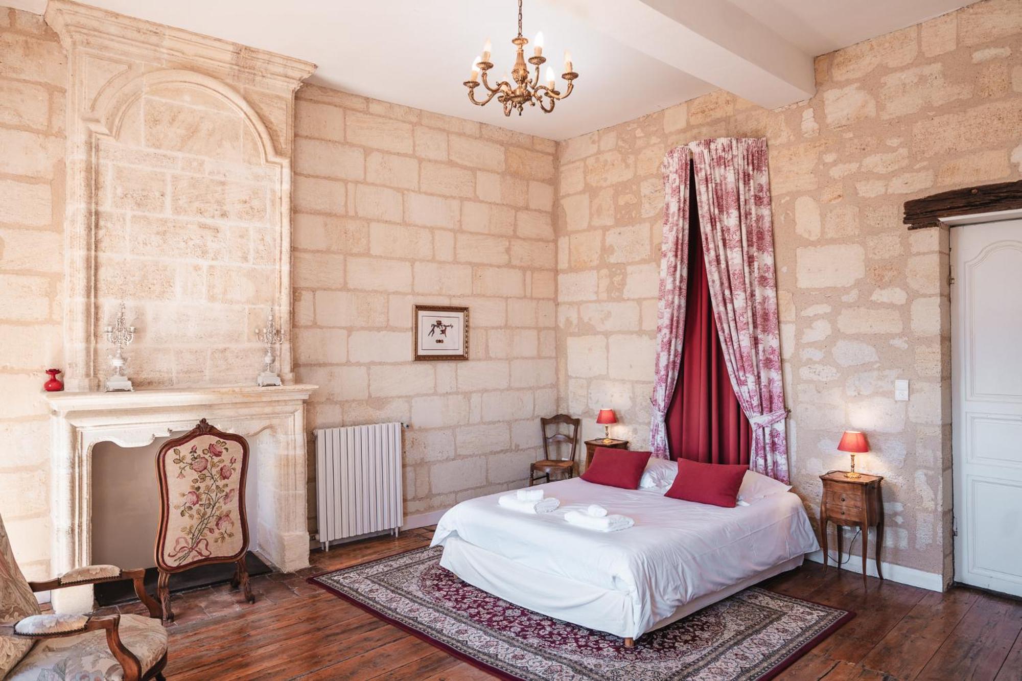 Logis-Des-Cordeliers Bed and Breakfast Σεντ Εμιλιόν Εξωτερικό φωτογραφία